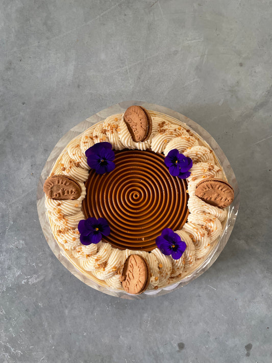 Deluxe Speculoos Cheesecake (8-12p)