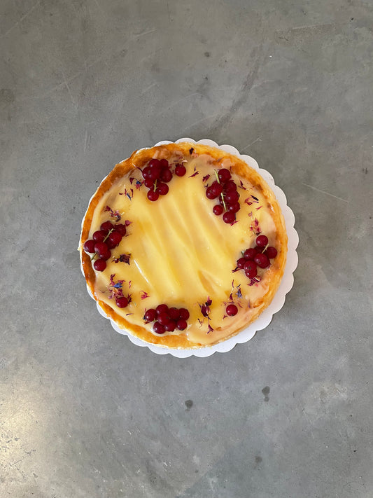 Lemon Curd Cheesecake (8-10)